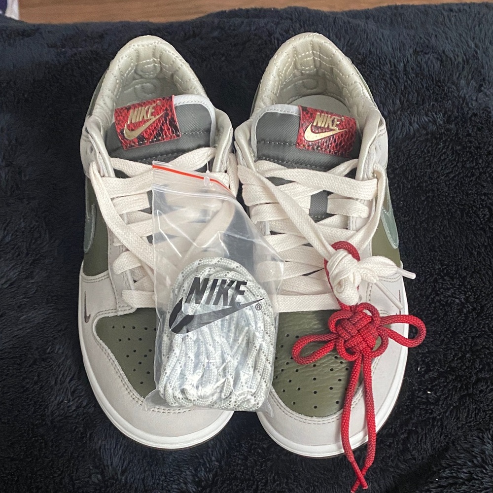 Nike